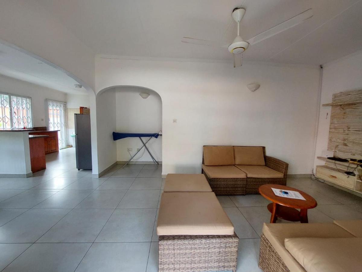 Beau Vallon Villa Self Catering With Pool 외부 사진