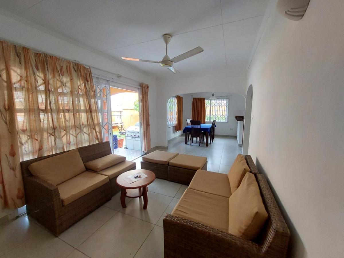 Beau Vallon Villa Self Catering With Pool 외부 사진