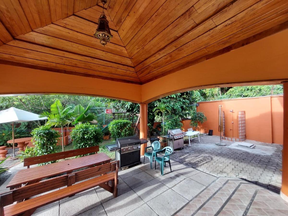 Beau Vallon Villa Self Catering With Pool 외부 사진