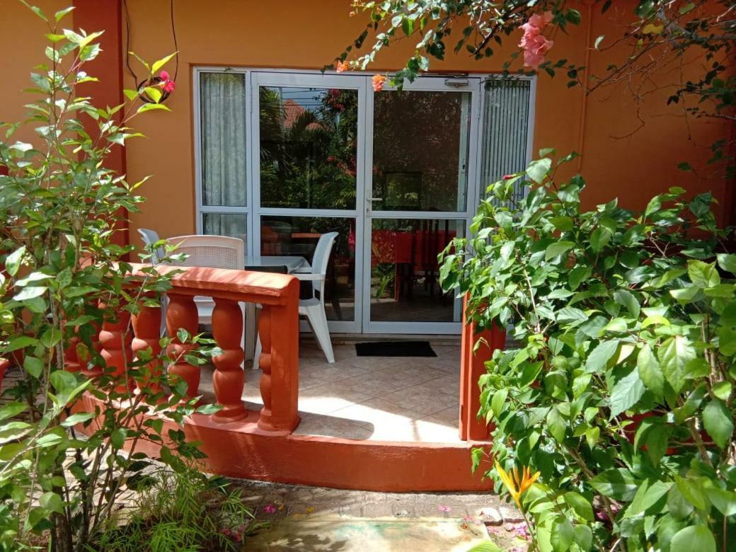 Beau Vallon Villa Self Catering With Pool 외부 사진